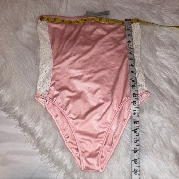 Gooseberry one-piece swimsuit - Picture 3 of 10